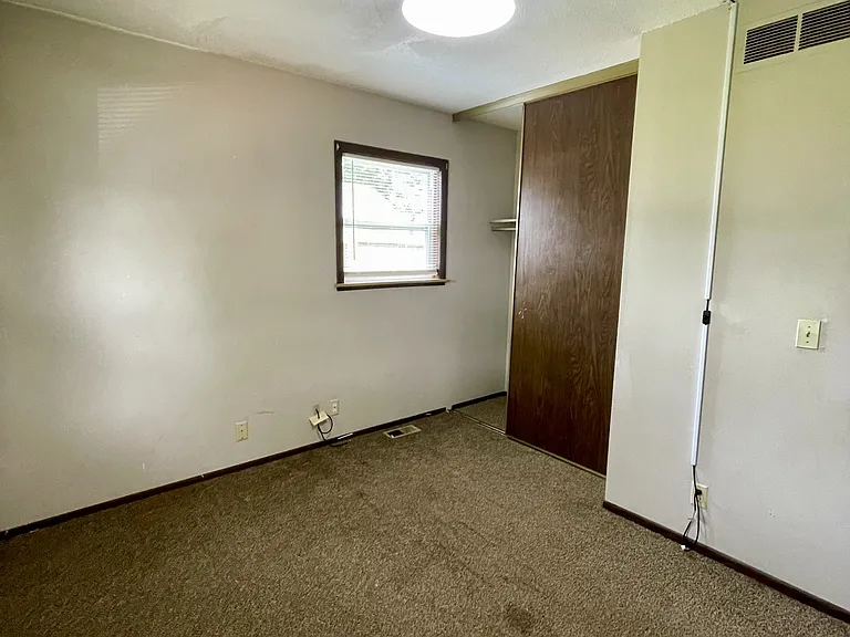 2309 S Norwood Ave #B — Photo 10