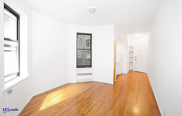 1st image of 216 E 83rd St #5RE