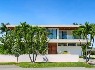 5701 N Bay Rd, Miami Beach, FL 33140