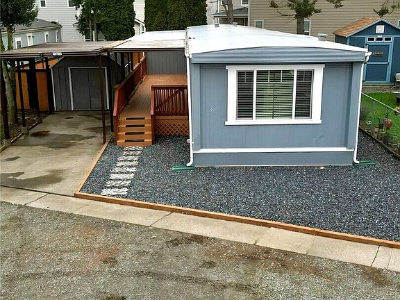 5th image of 2392 Douglas Rd #39