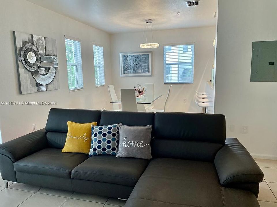1st image of 8900 NW 97th Ave APT 201