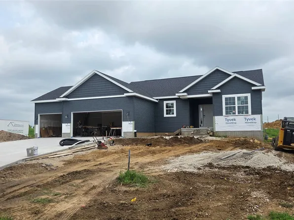 829 Longbow Ct, Marion, IA 52302