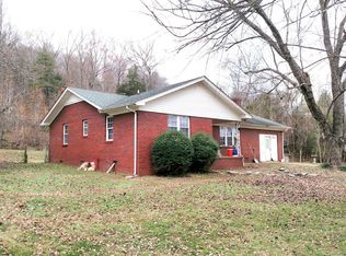 5498 Tinin Rd, Clifton, TN 38425