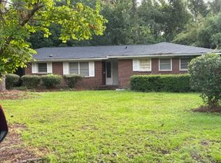 2105 Azalea Dr, Valdosta, GA 31602