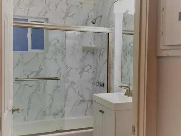 1948 Bonsallo, Los Angeles, CA 90007