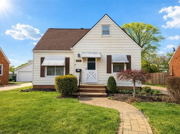 1753 Temple Ave, Mayfield Heights, OH 44124