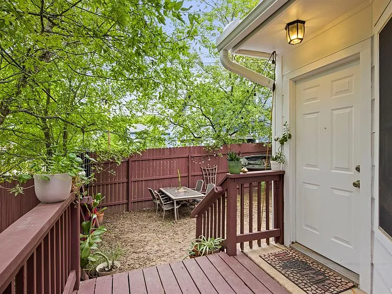 2102 Kenneth Ave #A — Photo 13