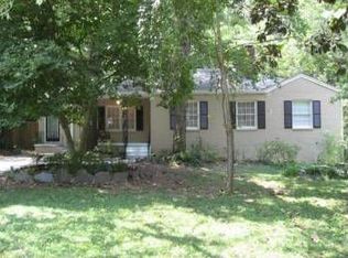 596 Wendan Dr, Decatur, GA 30033