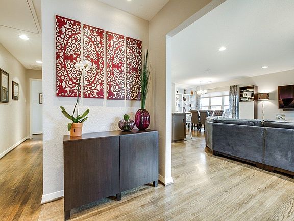 5th image of 6108 Town Hill Ln