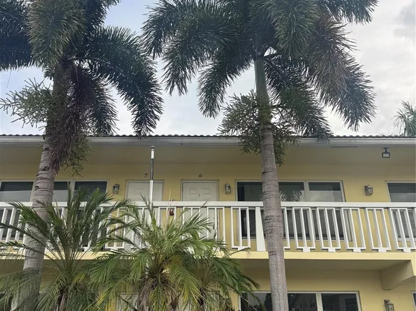 2120 NE 42nd Court #6, Lighthouse Point, FL 33064