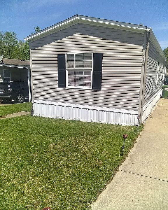 1st image of 940 Jenny Ct