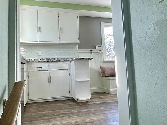 5th image of 1544 Edgefield Rd