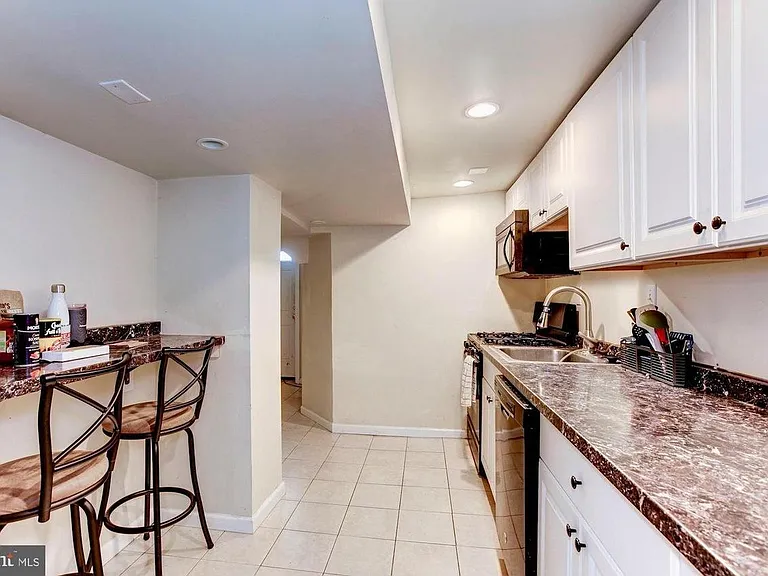4021 Marlboro Pl NW #4 — Photo 11