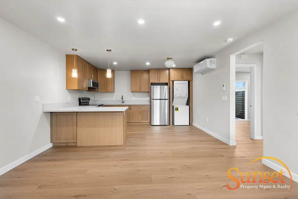 2 bed, 600 sqft, $1,995 — Photo 1