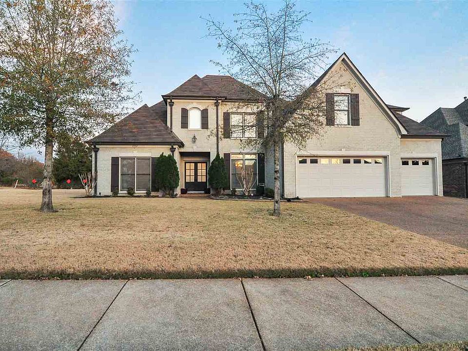 1st image of 4924 Fox Springs Dr