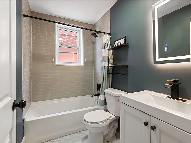 6311 Minnesota Ave #2R — Photo 2