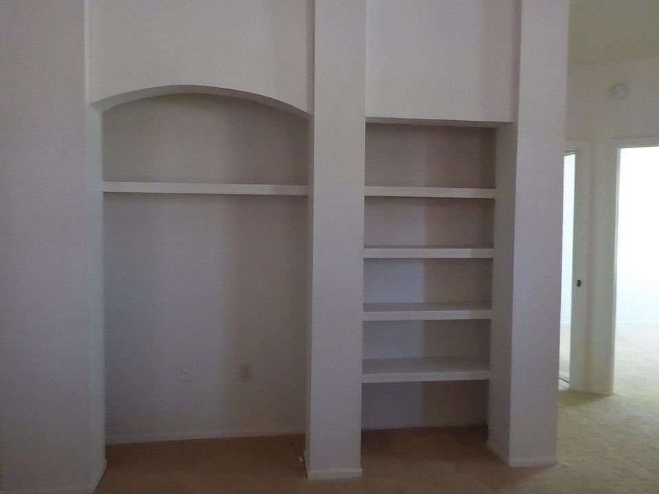 1st image of 122 Vista Verdi 120 Cir