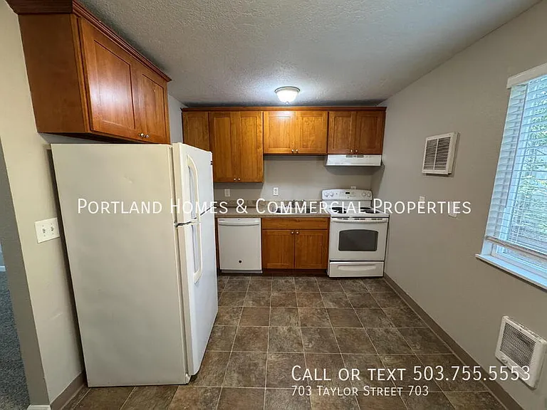 703 Taylor St #703 — Photo 6
