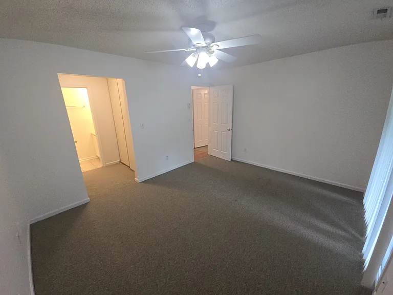 4016 Rainbow Dr — Photo 18