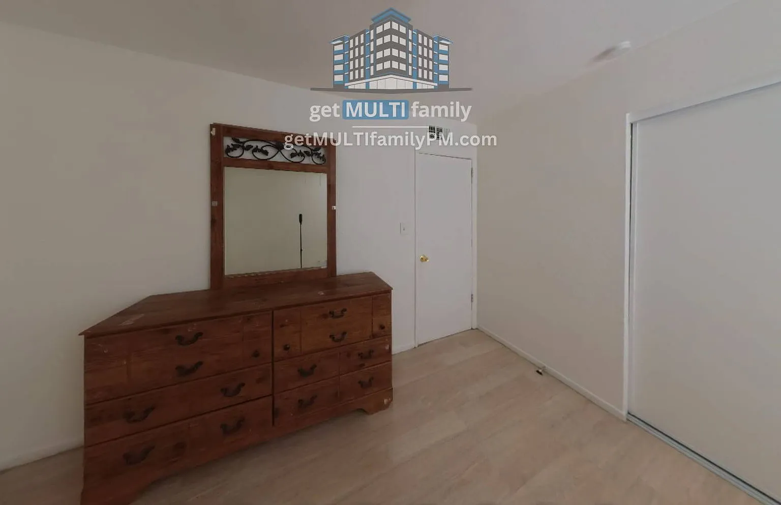 2 bed, 1.0 bath, 729 sqft, $1,100 — Photo 4