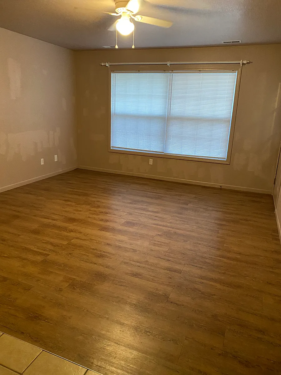 Building Photo - 87 Dove Ln