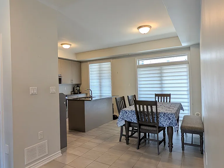 6 Westbury Way — Photo 17