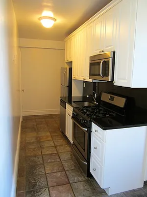 Rented by Stonecrest Realty | media 12