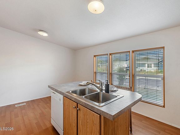 5th image of 4025 Grouse Way