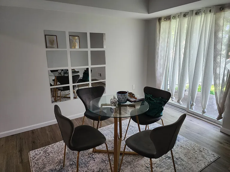 5916 Somerset Rd — Photo 8