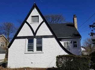 611 Portland Ave, Baldwin, NY 11510