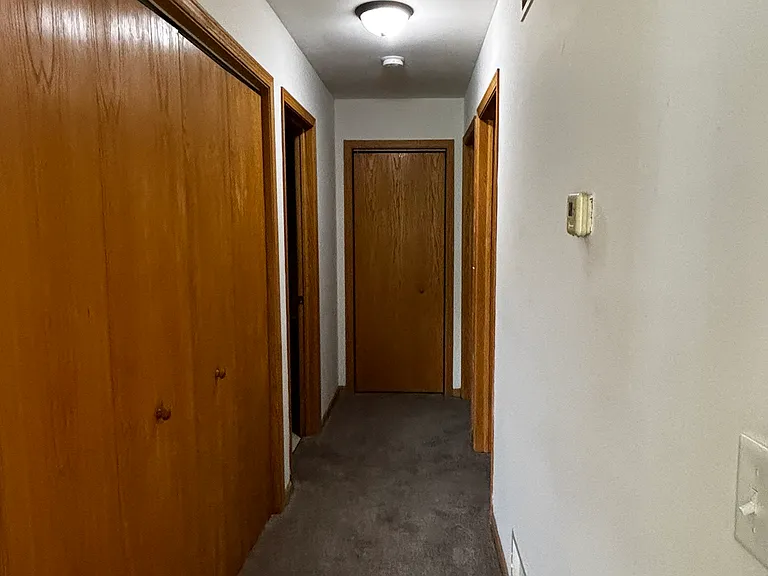 1545 Helen Ct — Photo 15