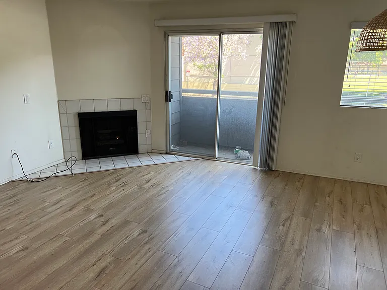 1000 S Corning St #102 — Photo 2