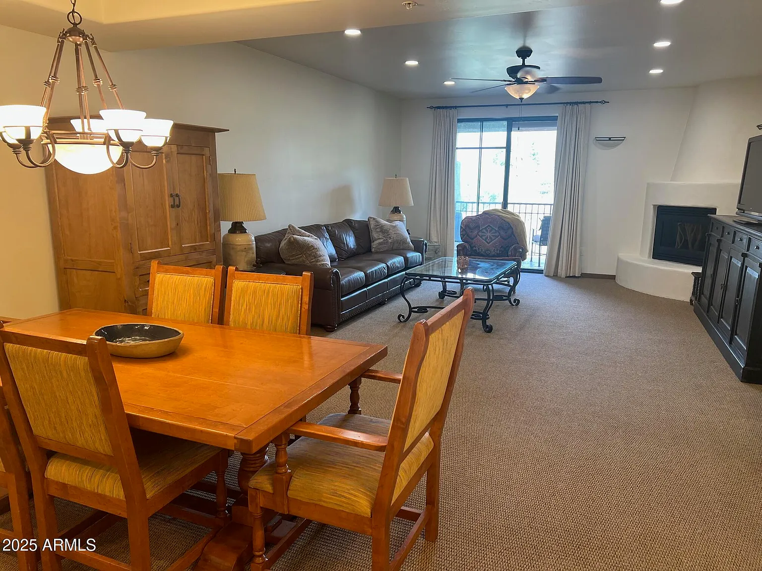 2 bed, 3.0 bath, 1970 sqft, $4,500 — Photo 4
