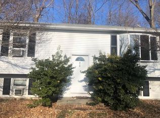 414 Summer St, Woonsocket, RI 02895