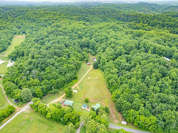 3rd image of 2650 Haywood Hollow Rd