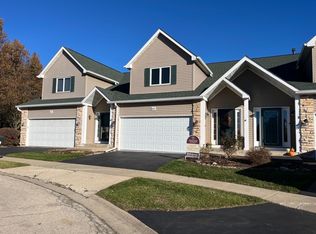 4093 Riverwood Dr, Loves Park, IL 61111