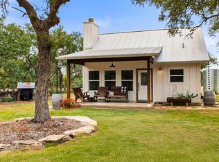 820 Glen Crest Dr, Blanco, TX 78606