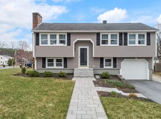 2 Smyth Ln, Manchester, NH 03104