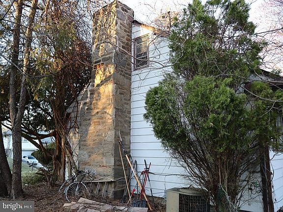 4th image of 7759 Bennett Rd