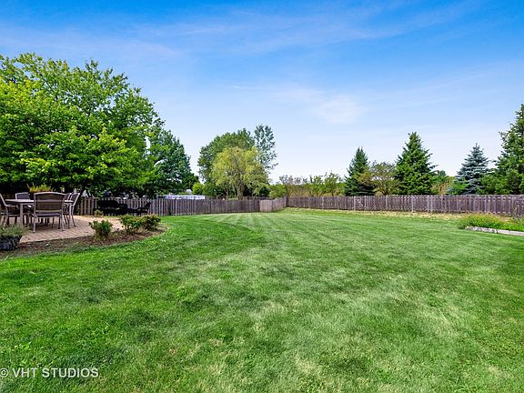 3rd image of 5081 Princeton Ln