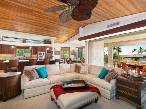 68-1025 N Kaniku Dr APT 301, Kamuela, HI 96743