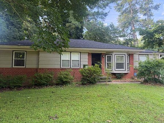 2nd image of 3155 Beech Dr