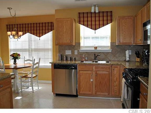 5th image of 1510 Deer Forest Dr