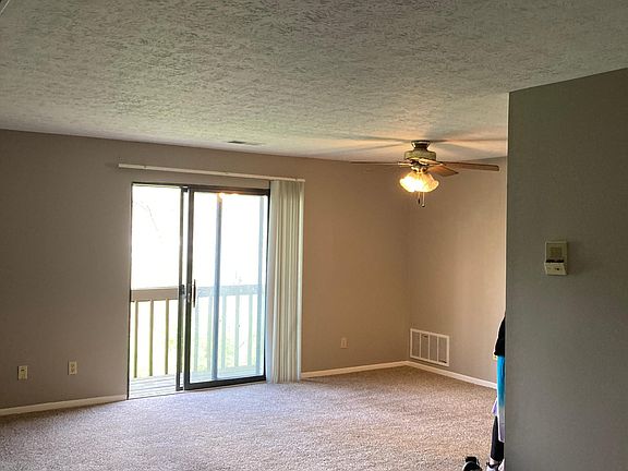 4th image of 7213 Creekview Dr APT 7