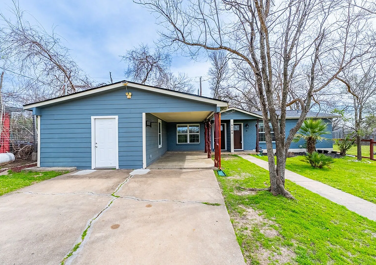 Charming 2-Bedroom, 1-Bathroom Retreat in North Austin — Photo 3