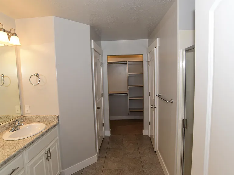 15355 S Tarawa Dr — Photo 8
