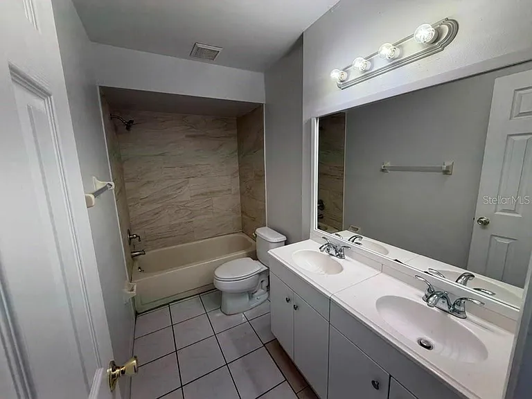 2434 Rio Pinar Lakes Blvd — Photo 12