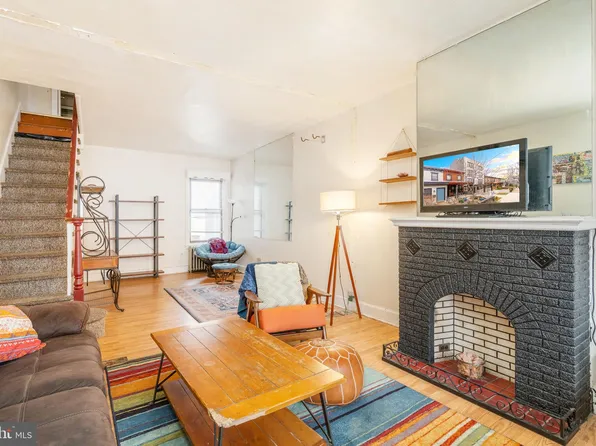 2827 Cambridge St, Philadelphia, PA 19130