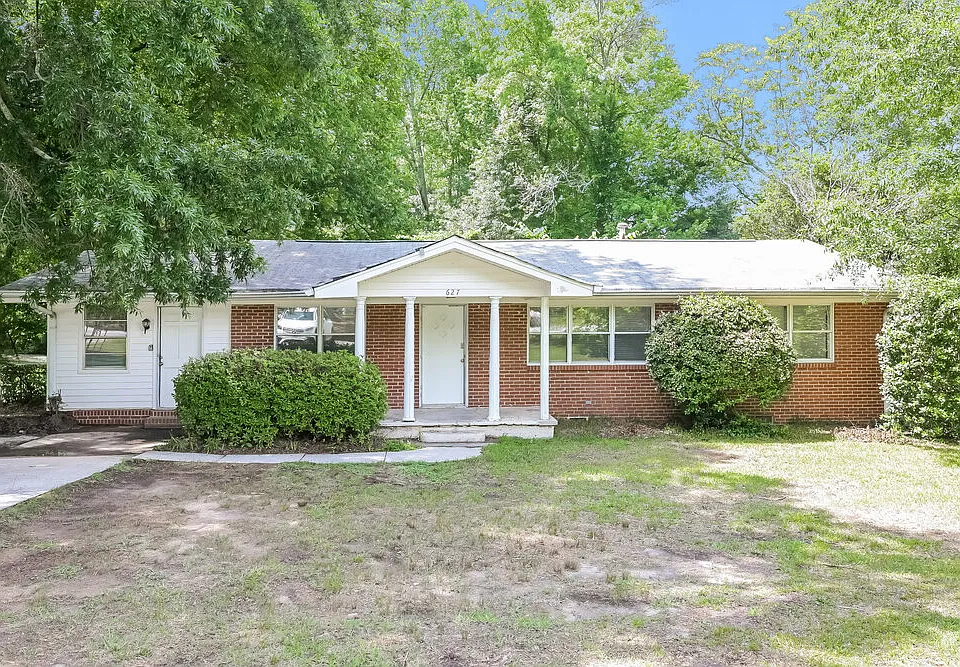 627 Grayson Pkwy