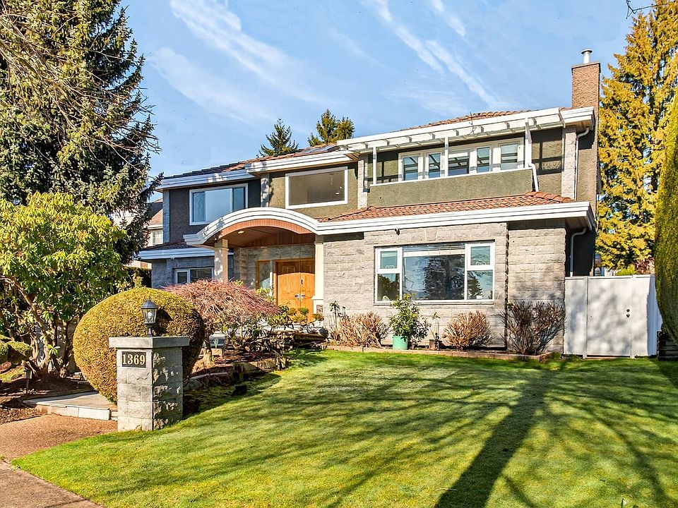 1st image of 1369 W 55th Ave